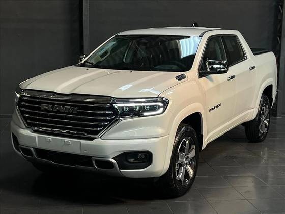RAM RAMPAGE 2.2 TURBO DIESEL LARAMIE 4X4 AUTOMÁTICO
